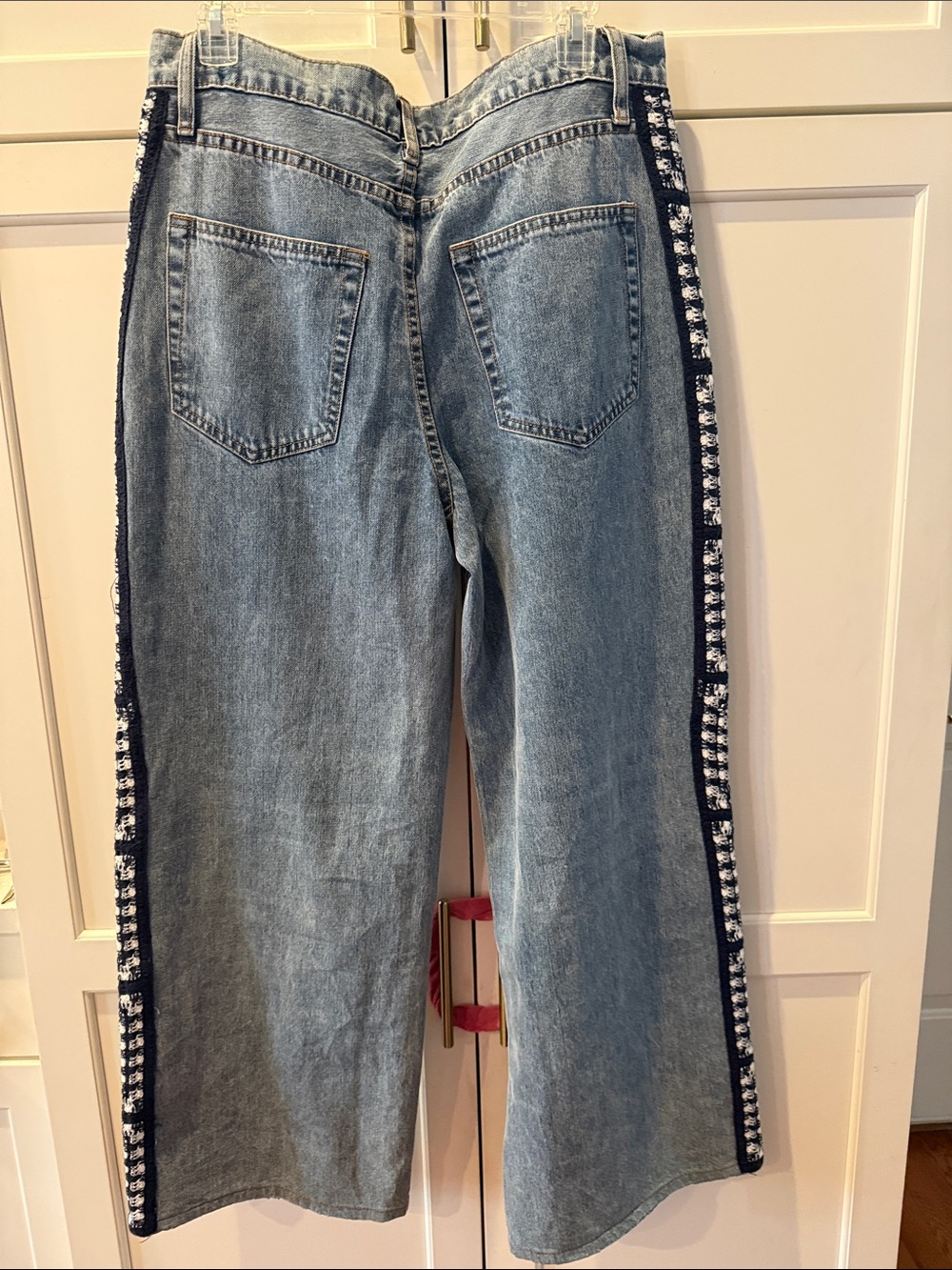 Blue b Denim Jeans with Navy & White Crochet Side Panels large NWT - Picture 5 of 7